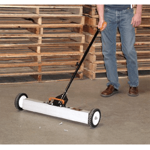 Central-Machinery-30-Magnetic-Sweeper-with-Wheels