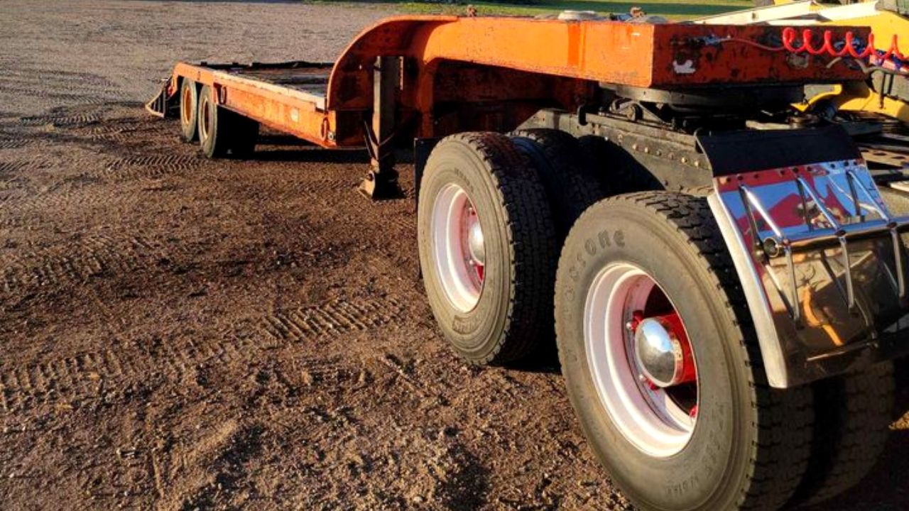 How Much Does a Tractor Trailer Tire Weigh